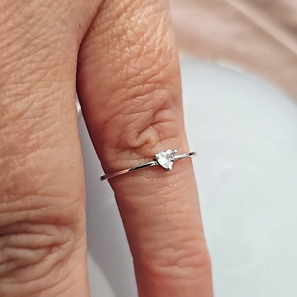 Silver Zirconia Heart Ring